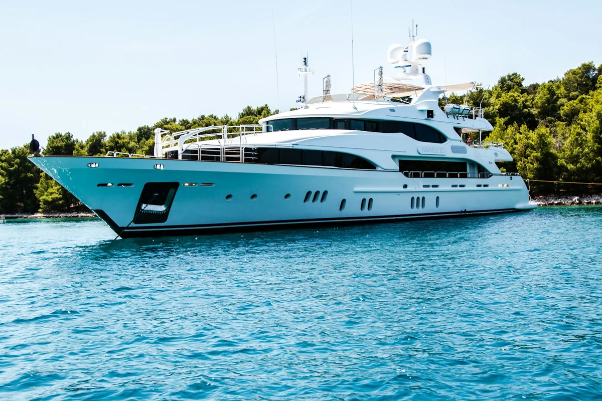 Luxury Yacht Rental